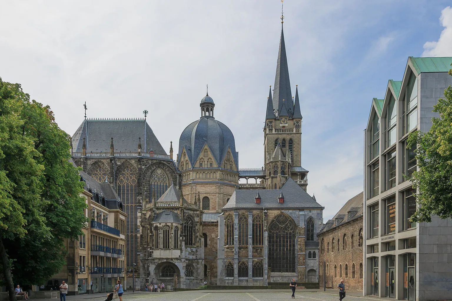 Aachen, Germany: Aachen Cathedral with Palatine Chapel