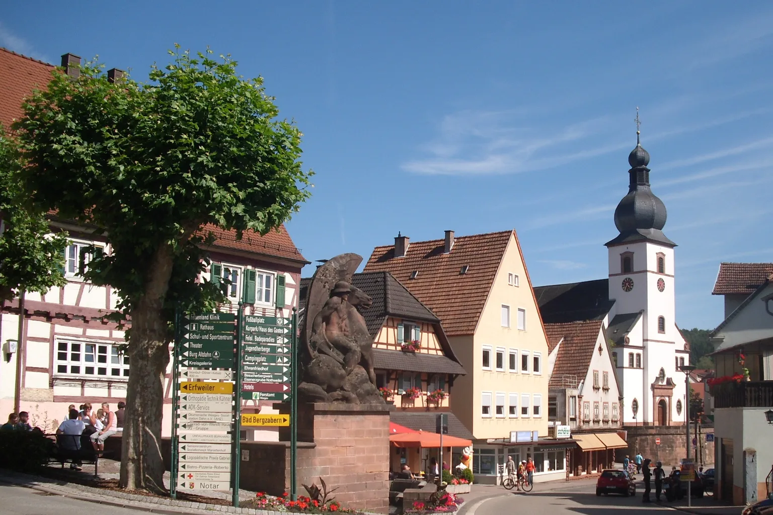 Centrum van Dahn - Verbandsgemeinde Dahner Felsenland - Südwestpfalz - Rijnland-Palts - Duitsland
